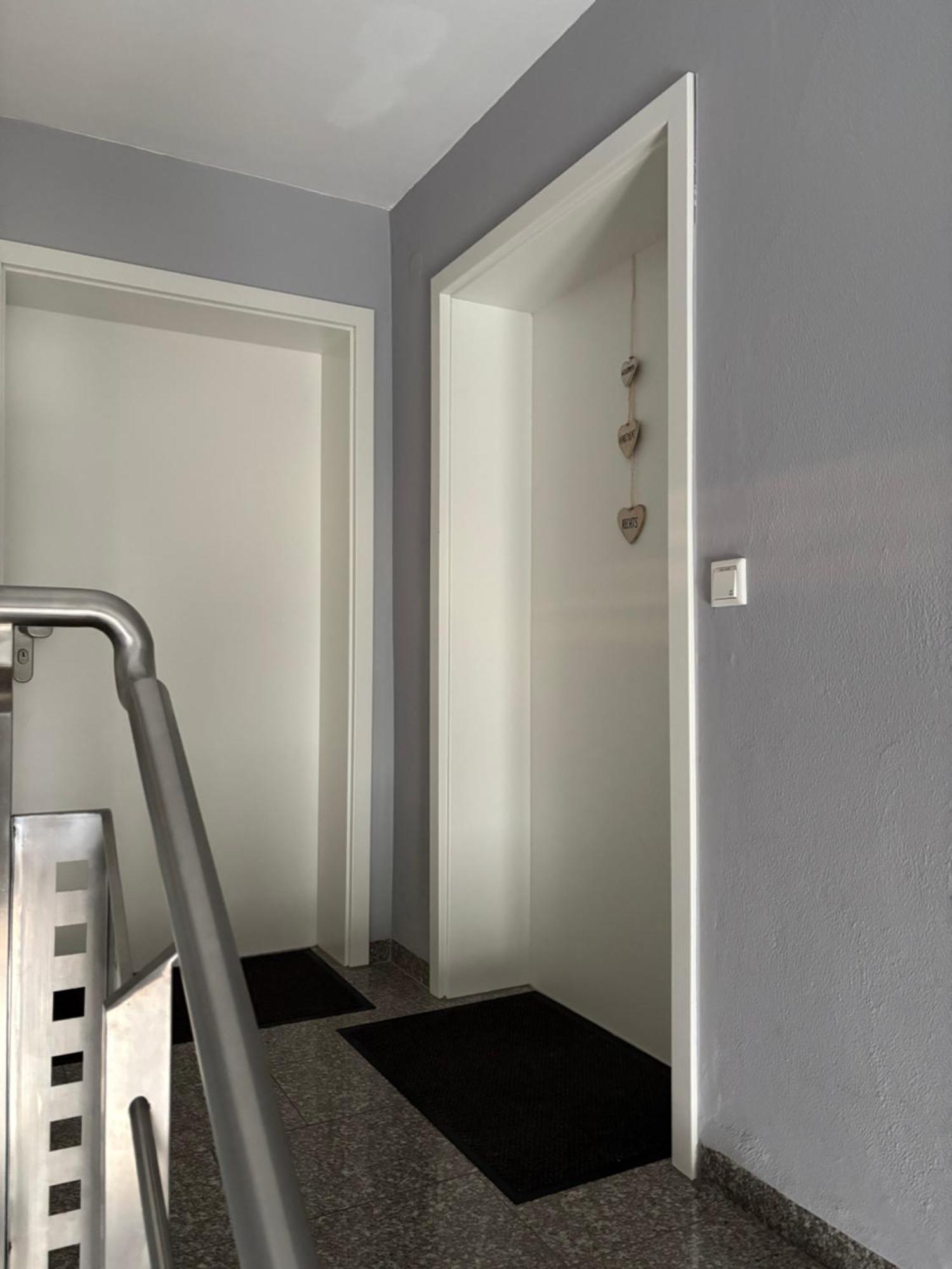Grosse Gemuetliche Ferienwohnung Mit Klimaanlage, Parkplatz Inklusive Top ! Fürth Dış mekan fotoğraf